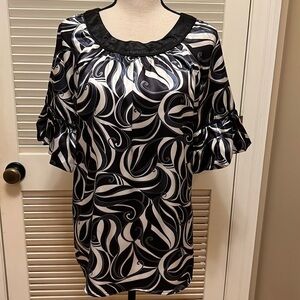 2. Jaloux Blouse in Black and Cobalt Geometric Print, Size Medium